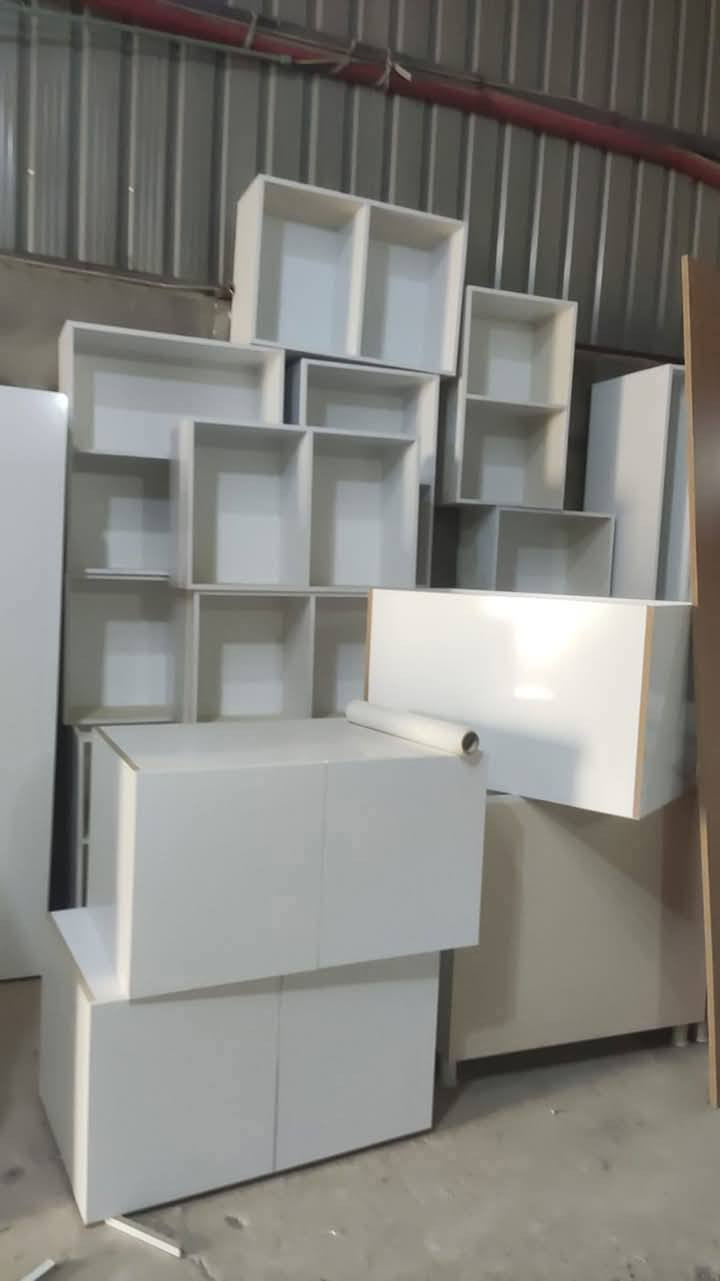 الى اصحاب المعارض والمطابخ 
مستعدون لعمل وتجهيز كابينات المطابخ 
باسعار تنافسيه 
خشب mdf تركي المنشأ
70$ سعر المتر
كما تتوفر  البلايود
, 95$سعر المتر 
تنفيذ باوقات قياسيه ودقه في المواعيد والعمل   
عنوان بغداد 
مع الارجل وحماله رف  
كابينه السنك  فوم او بلايود حسب الطلب
نعمل بنظام النقد فقط 

*********** واتس

