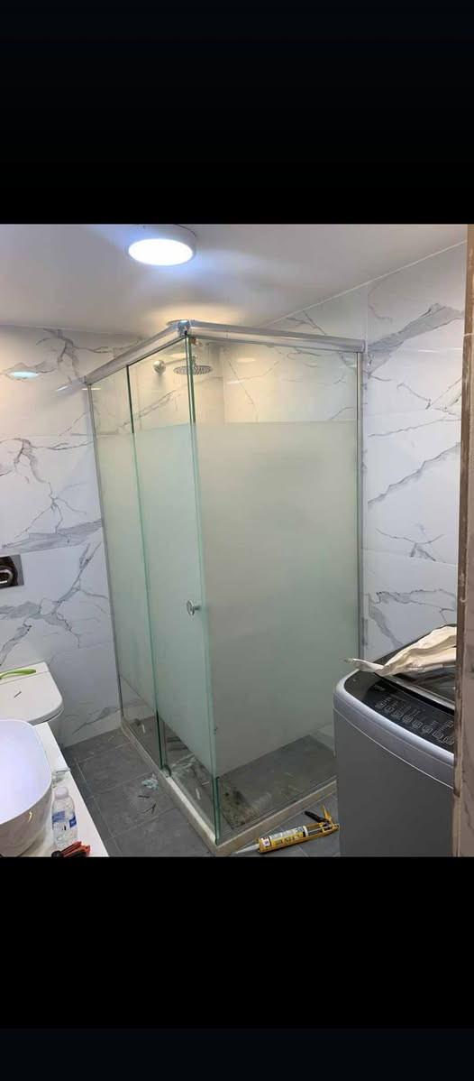 رولكس لأعمال الألمنيوم والزجاج+شاورات حمام زجاج 10ملم مقسى أحدث التصاميم الحديثة ✅ 

للاستفسار واتساب ***********📞
