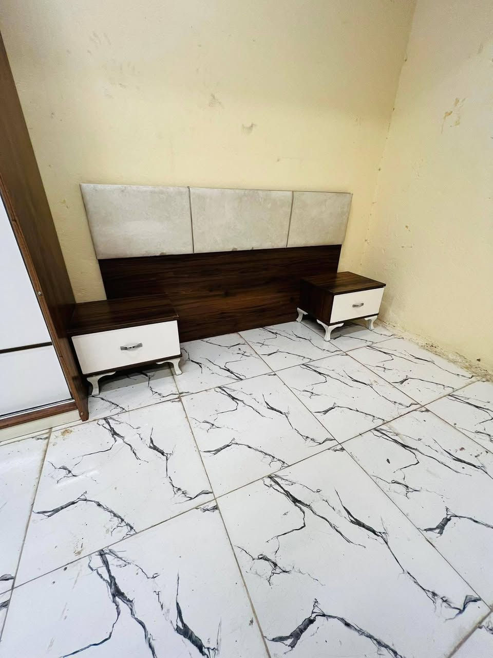 400 مع شد ونقل داخل بغداد مجاني  +طابوريه هديه
@إشارة


**إذا كنت صاحب هذا الإعلان وتريد حذفه لأي سبب، رجاءا أرسل رسالة إلى الدعم الفني**