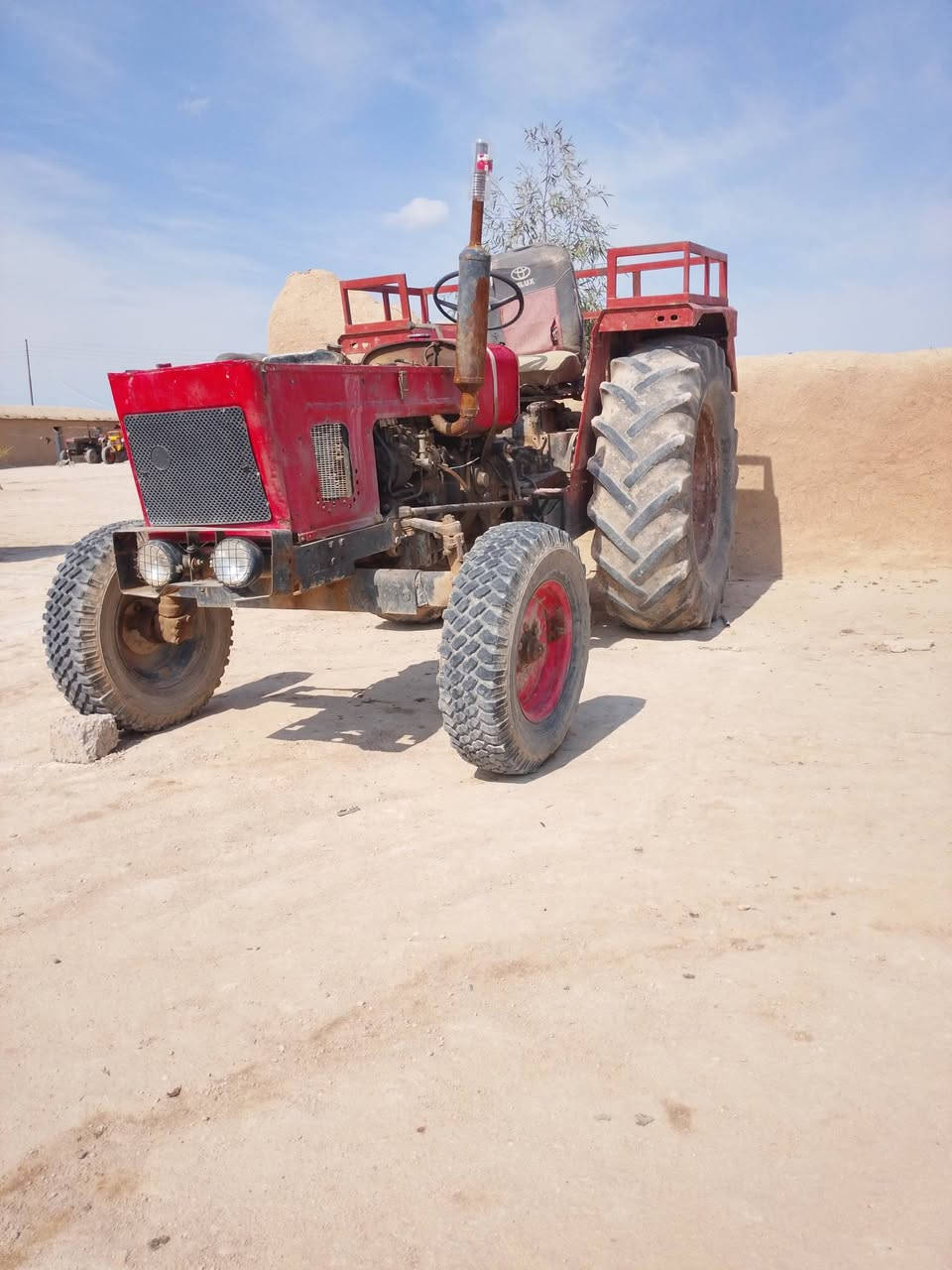 عنتر 71 للبيع گير ومحرك اكسن شرط بدون رقم سعر مليونين وستميه ***********
