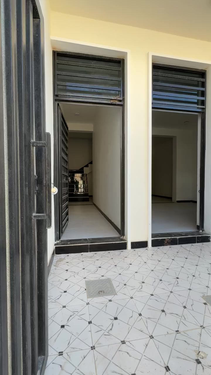 :⸻⭕   طابو صرف   …🏠  📍 الموقع : بابل البكرلي المعلمين 
المساحه:124م✅ واجه:6.2م  نزال:20م
📩 للتفاصيل أكثر تواصل خاص ***********  او   *********** زيارة المكتب الخسرويه قرب الشؤؤن  مقابل ثانوية المتنبي  ♻️ #موقع_مميز_جدا 🏢 #عقار #عقارات_العراق #ترند #اكسبلور
