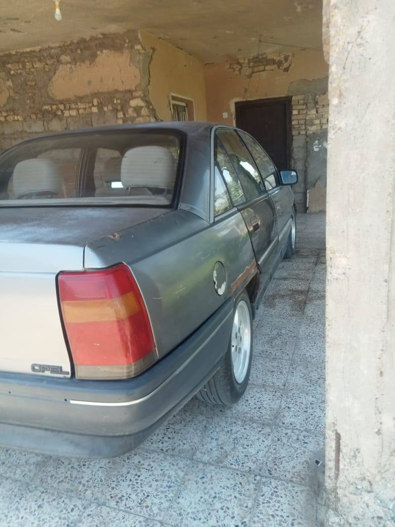 سلام عليكم اوبل اوميكة موديل 88 تبريد بس مليك اضمنلكيا شغال سيارة دعامية الامامية تعبانة مو نفس بل الصورة بك لايتات تعبانات كير مكينة خير من الله  رقم صلاح الدين سنوية صاقطة سنة 25 سيارة بسامينة نريد تحويل ثاني يوم داخلهة مرتب حلو السعر 20 وبيهة مجال مكان فلوجه ***********
