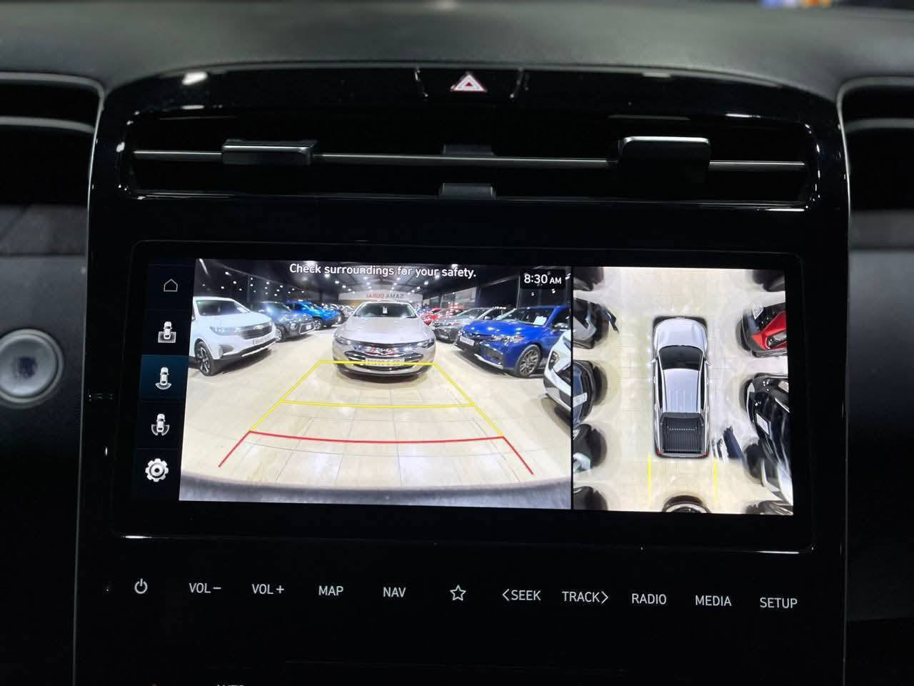 هونداي سانتا كروز 2025 فور ويل فول مواصفات بيها بس بارد بقبق الجنطه مقدار شبر وبارد بالجاملغ اللي ورا السايق بدور هم قليل يعني هو من امريكا هيج اجتي السياره حادثها بس دعاميه 
سيارة فول مواصفات للاخير رادار امامي رادارات جانبية توقف ذاتي وهواي مواصفات
السعر ٢٣٢ وبيهة مجال 
العنوان بابل 
الرقم ***********
*********** حلة, بابل
