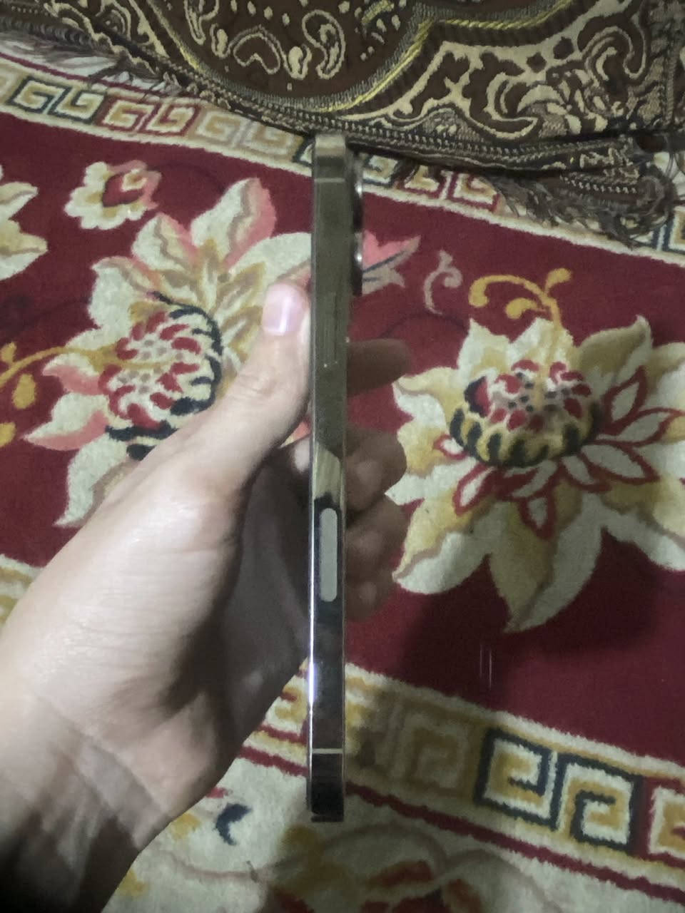 ‏سلام عليكم ايفون 13 برو ماكس أمريكي نموذج M مستبدل قطعة أصلية من شركة Apple شاشة أصلي ذاكرة 256   بطارية 91  جهاز نظيف شخط ما به بس كرتون وياه   سعر الجهاز  600 هذا رقم تلفوني ***********
