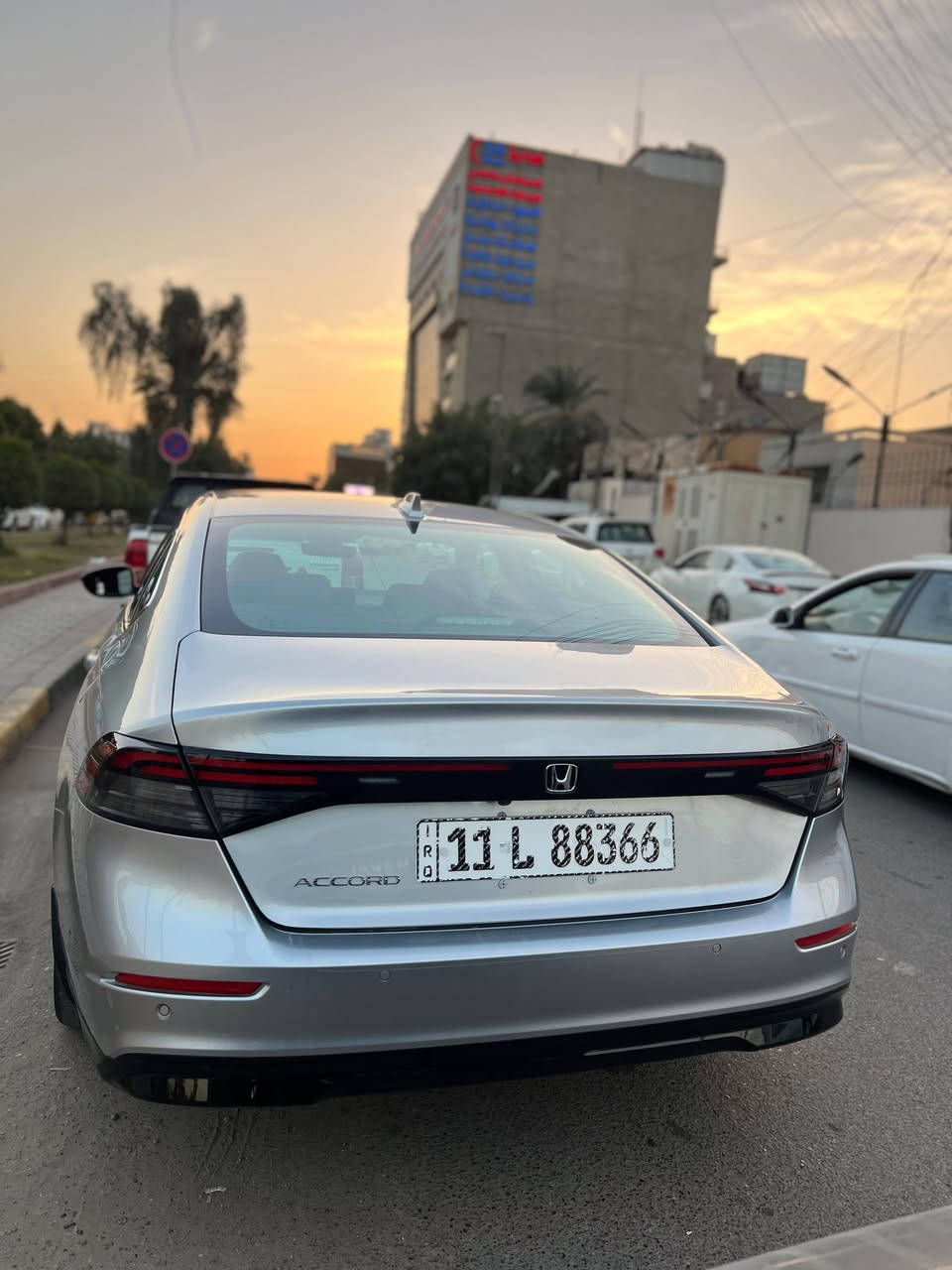 هوندا اكورد exl 2024
للبيع فقط بدون مراوس 
مواصفاتها معروفه 
عداد المسافة 15 الف ميل 
رقم بغداد مميز 

السيارة مكفولة كفالة عامه ( كلين تايتل ) 

الشراي يتصل او واتساب ع الرقم 
*********** 
0️⃣7️⃣8️⃣3️⃣3️⃣3️⃣8️⃣3️⃣9️⃣1️⃣2️⃣
