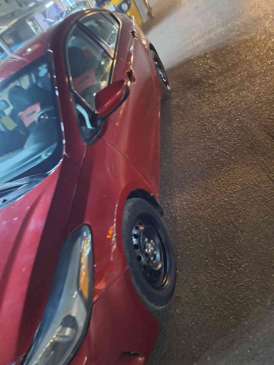 سلام عليكم فورتي للبيع موديل 2017 حادثها جاملغ ايمن وبنيد  ومباوك باب الصدر توحيد لون مكينه دوش 2000 مواصفات S ثلاث انظمة قيادة تحكم ستيرن ما نع نزلاق منضومة زنون سياره جاهزه رقم اربيل جديد هزه جديده  مكانها الدورة شارع 60السعر 118وبيها مجال *********** /***********
