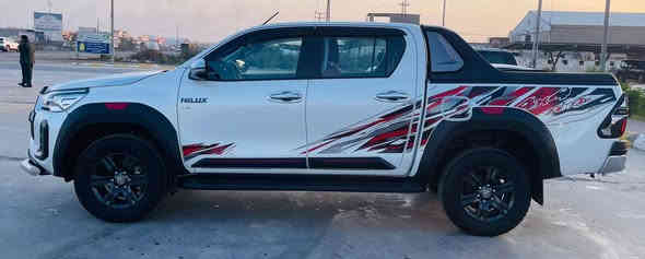 السلام عليكم 
2025 TRD ساز
مكفوله جديد ماشي 17 
اربع كامره دواره رادار
حساس كشنات تبريد
نقطه عمياء مغلفه دوشمه كشنات وارضيه 
معروفه موصفات ساز 

***********
***********
