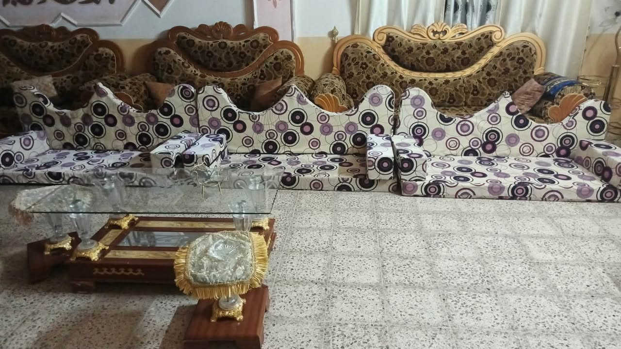 للبيع ثلاجة شغاله سعرها 150 بيها مجال
وغسالة شغالة سعرها 30 
وصوبات غازيه شغالات سعر الوحده 50 وديوان ارضي سعره 150 العنوان تكريت القادسية ويوجد توصيل


**إذا كنت صاحب هذا الإعلان وتريد حذفه لأي سبب، رجاءا أرسل رسالة إلى الدعم الفني**