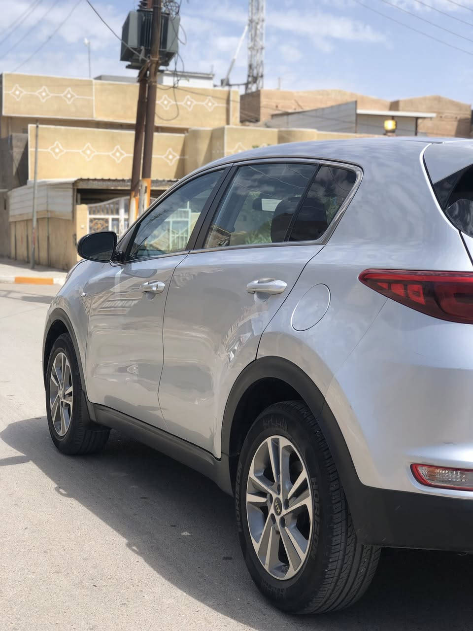 السلام عليكم 
سياره للبيع كيه سبورتج موديل 2019
رقم بغداد وارد أمريكي 
ضررها جاملغ فقط  
العنوان المشاهده طارميه 
رقم الهاتف *********** 
   *********** أبو علي

