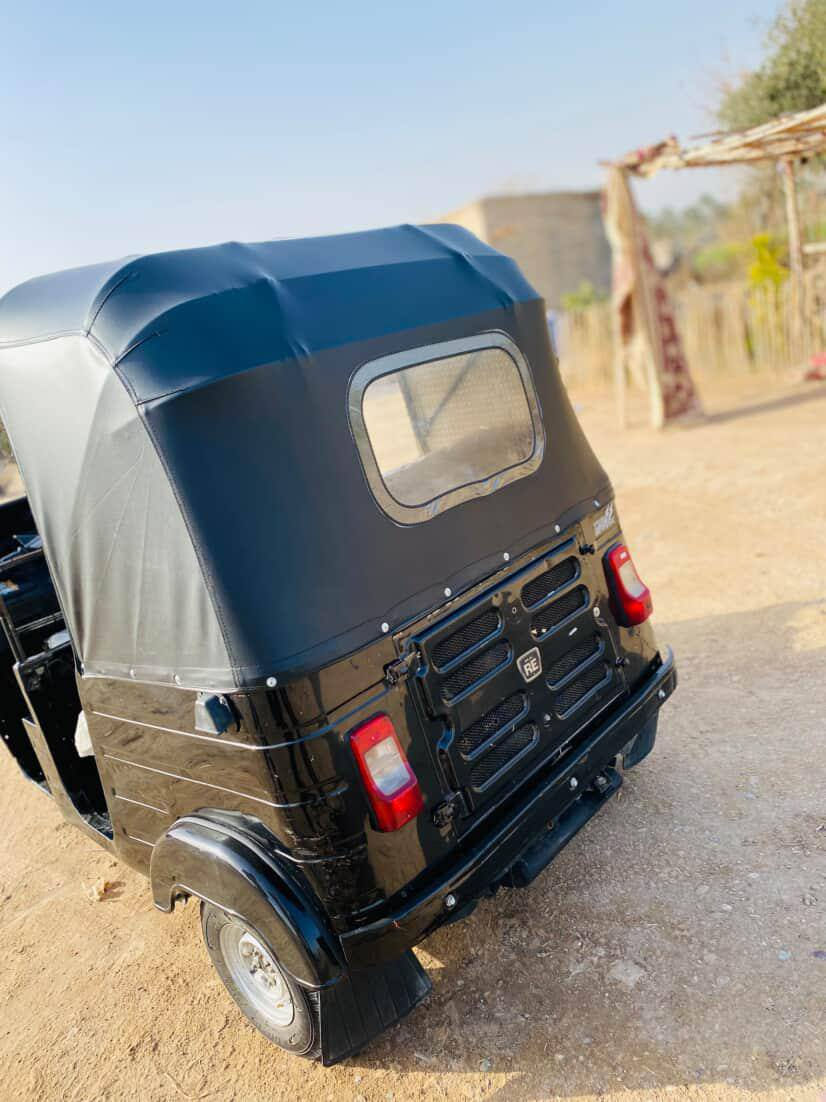 السلام عليكم تكتك 20 للبيع  اوراق الغبور سبع ورقات استفسار دقوا على هذا الرقم ***********
انا مكلف بالنشر
مكاني بغداد محموديه
