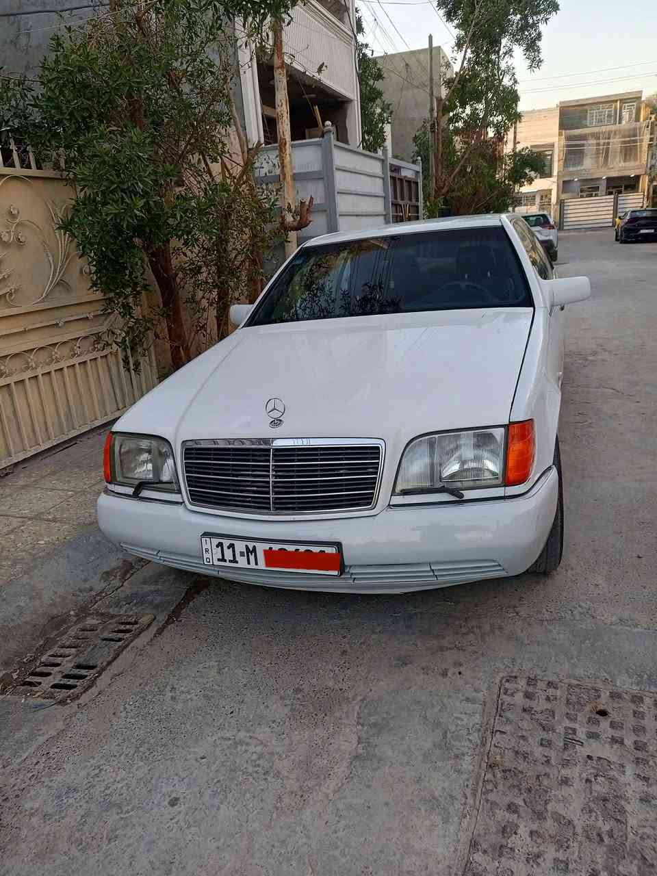 سلام عليكم مارسدس للبيع موديل95رقم بغداد نكليزي العنوان بغداد سعر60وبيه مجال رقم ***********
