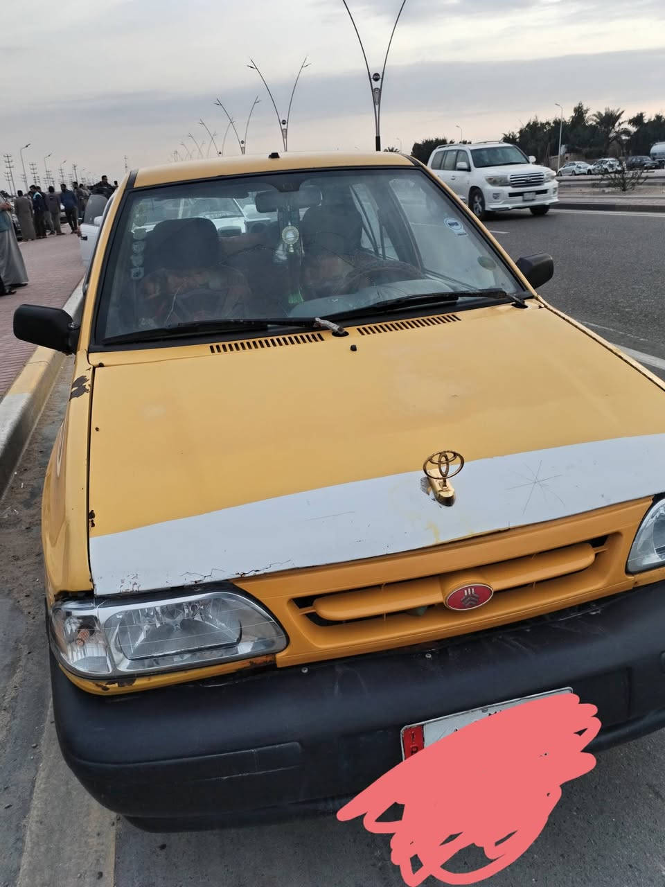 سلام عليكم سايبه للبيع موديل ٢٠١٥ سنويه لل 2027مكينه بدايه تيخير راعي موجود تبريد شغال العنوان العنوان زبير***********
