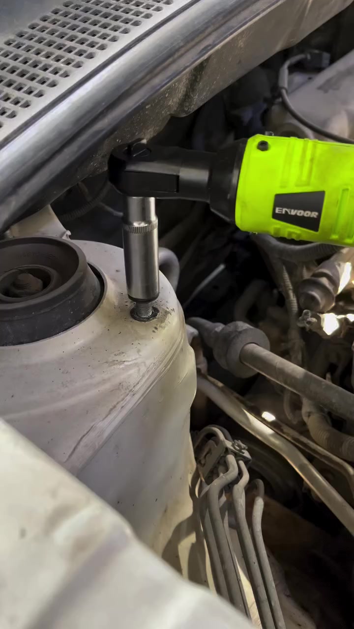 بـس بسـعـر 65 ألف عنوان المحل بغداد جميلة شارع خير الله *********** وايضا متوفر توصيل لجميع محافظات العراق
