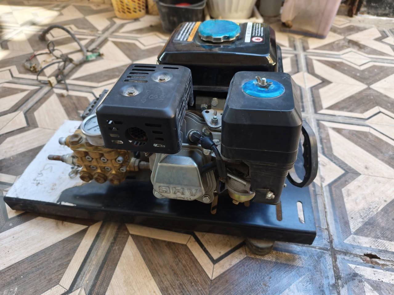 سلام عليكم فاره على البانزين استخدام اقل الشهر الدفع مالتها كلش قوي سعرها 250وبيها مجال صونده والهوز ما موجودات ضايعات ابيعها لوحده


**إذا كنت صاحب هذا الإعلان وتريد حذفه لأي سبب، رجاءا أرسل رسالة إلى الدعم الفني**