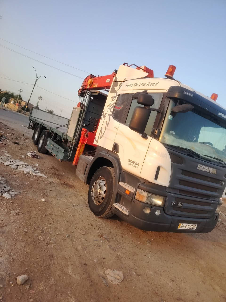سكانيا موديل 2007 كيرعادي تخم تايركرين 13طن طول سياره ٨ونص متر رقم جديد بسمي ***********

