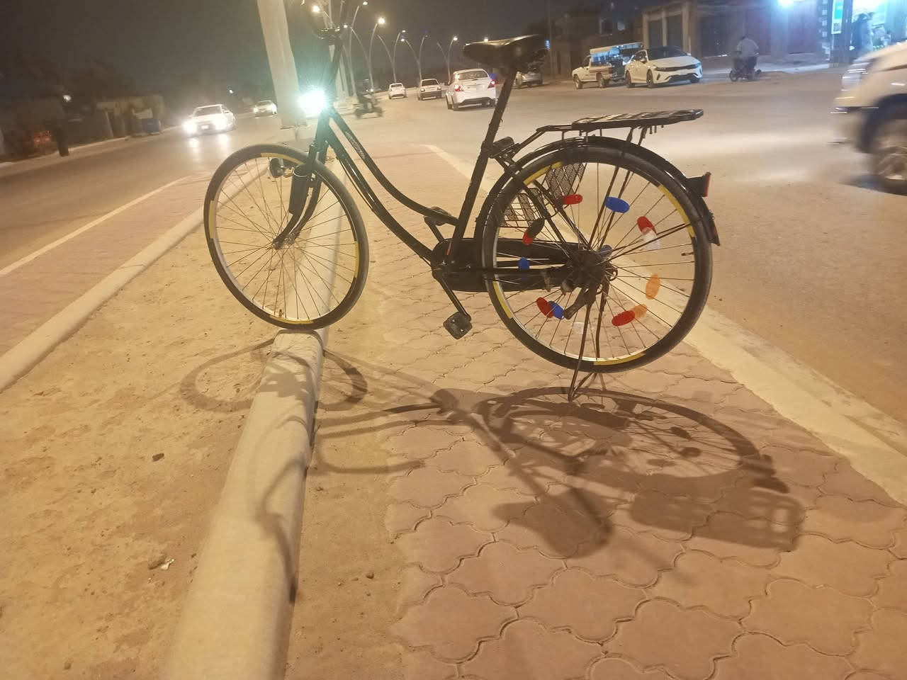 سلام عليكم شباب عندي باسكل البيع سعر 110مكان بصره زبير نتصال***********
