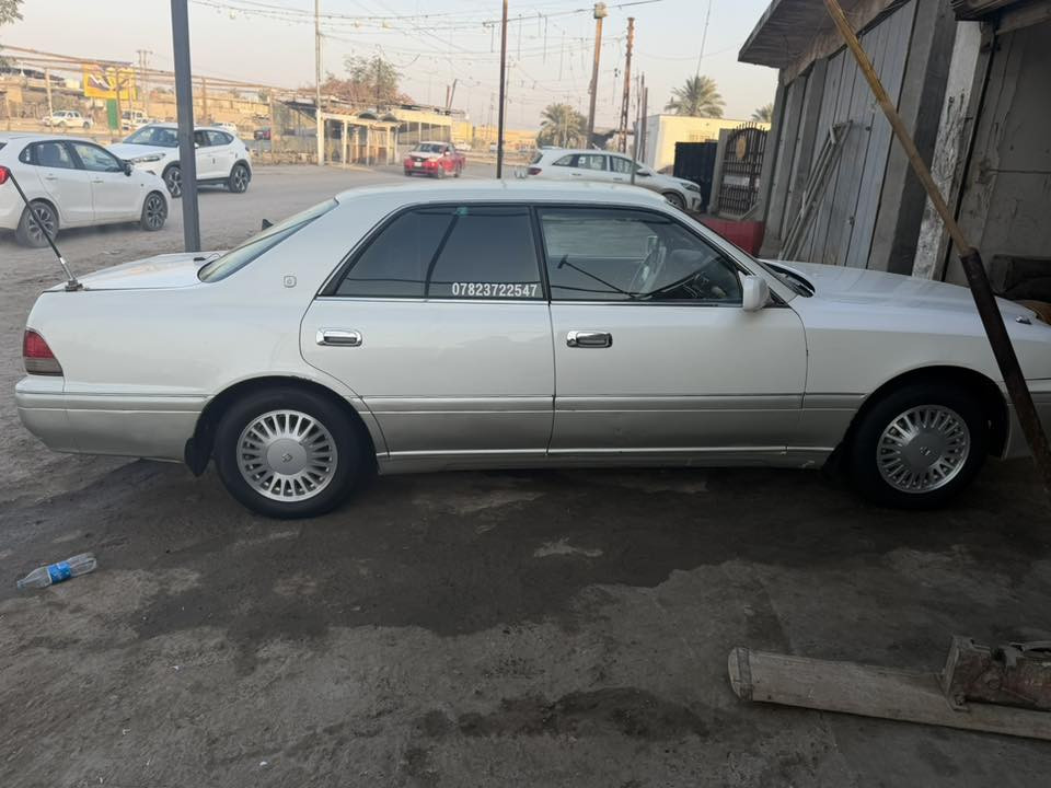 سلام عليكم راس الثور للبيع مكفوله من كص نقل جثه موجود بيه ضربه فقط بلجاملغ الأمامي صفحة صدر 
سياره كلشي ماعايزه 
لايت. عالي زنون
تبريد ثلج
ويل جديد
مكينه ففتي فيشه واحده 
سعر / شده وبيه مجال 
رقم سياره انبار دولي  
العنوان / بابل دبله 
باقي لاستفسار  
رقم / ***********
