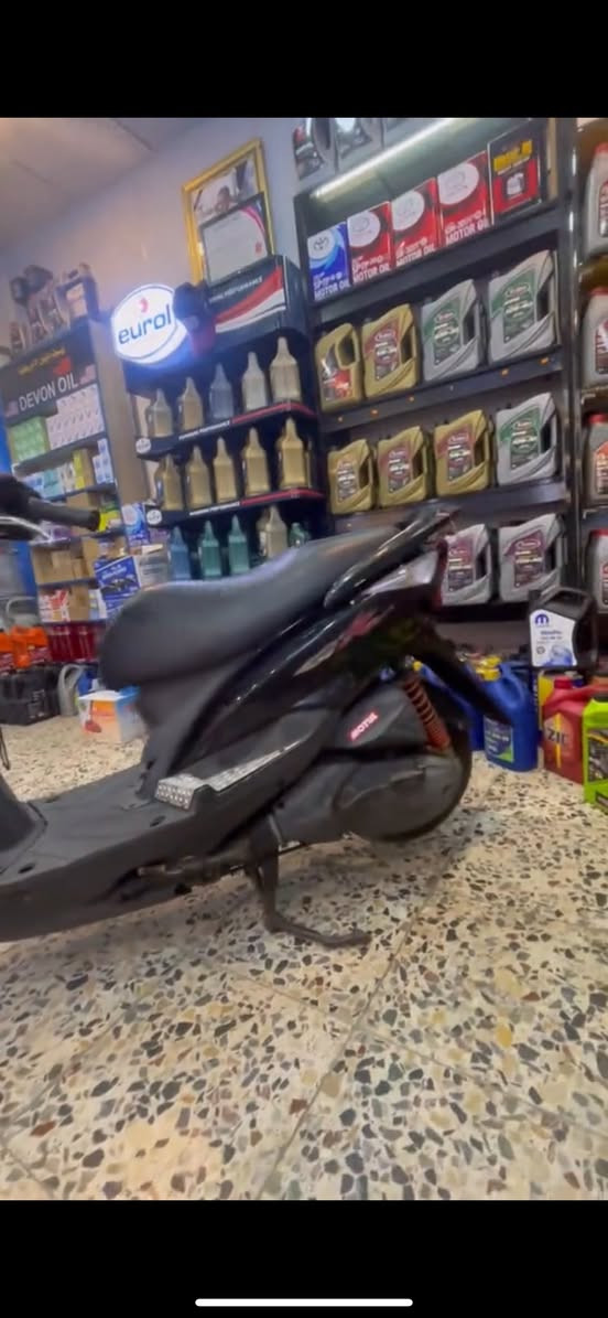 السلام عليكم درجه ثعلب 140 نضيفه جدا ختم واحد ويه مكينه سعرها 750 قفل رقمي ***********
