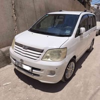 تويوتا نوها • ٢٠٠٣ • ٧ راكب