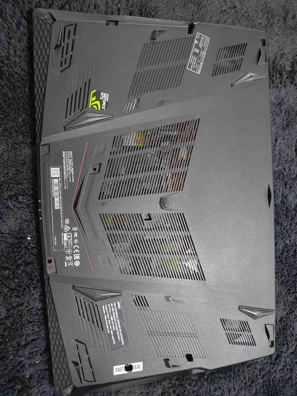 لابتوب Gaming MSI فقط العطل بيها مذبورد ياردله تبديل وياها كارتونه+ شاحنه مواصفات GP63 8RE intel Core i7-8750H كرت الشاشه GTX 1060 6GB 
0771260741 واتس


**إذا كنت صاحب هذا الإعلان وتريد حذفه لأي سبب، رجاءا أرسل رسالة إلى الدعم الفني**