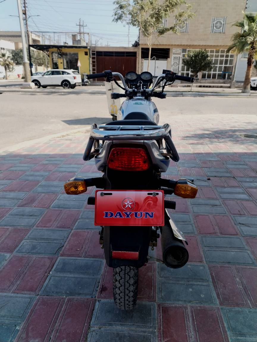 سلام عليكم 
دايوان عضم  وكيل ثامر خلخال  اوراق اصولي  مداور يم وكيلهه مكتب حسين  موديل ٢٢/طالعه 23 شهر ١٠ وصل معرض موجود 
 محرك كفاله شرط اذا مفتوح بيهه برغي تاخذهه بلاش  شرط الكفاله  كهربائيات كلهة شغاله اشاير لايتات كله شغال بيهة لايت زنون زنجيل جديد الدراجه كلهة جديدة وبل واقع احله من الصور مكان كربلاء حي السلام  مليون و ٥٠ مجال للشراي )
***********  بي وتساب كربلاء, العراق
