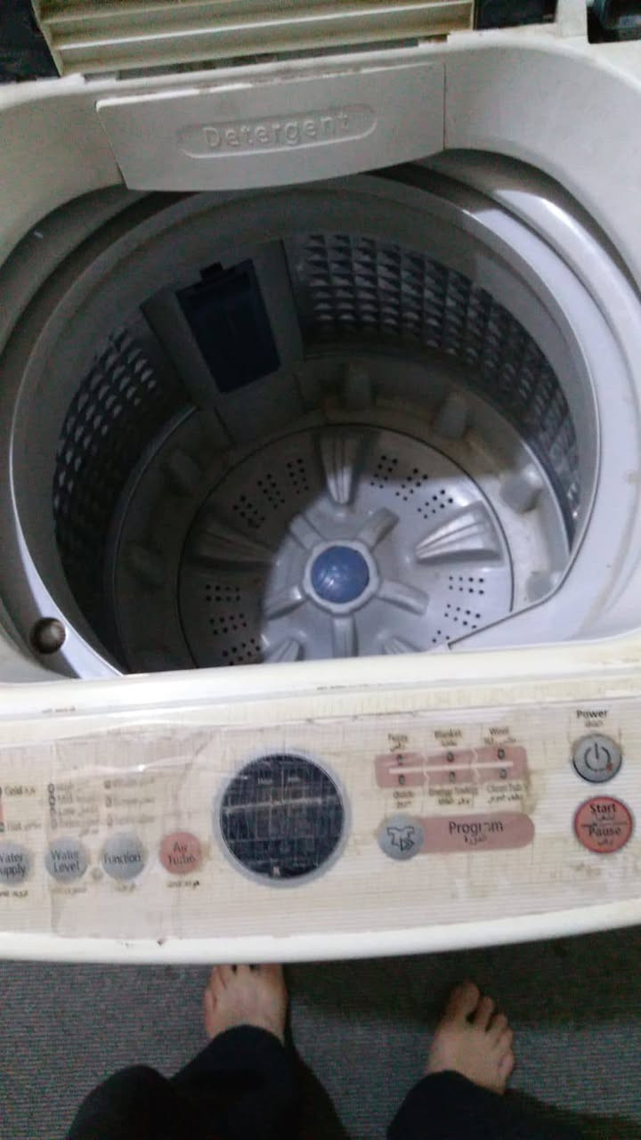 غساله سامسوك نضيفه كلش وسط 8 كليوات  وشرط على فحص 
السعر 200 وبيه مجال 
العنوان النجف حي السلام شارع الباديات 
رقم الهاتف ***********
