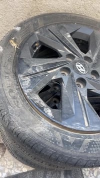 تخم للبيع نضافه الويل 100‎%‎ تايرات شبه جدد 07876978525