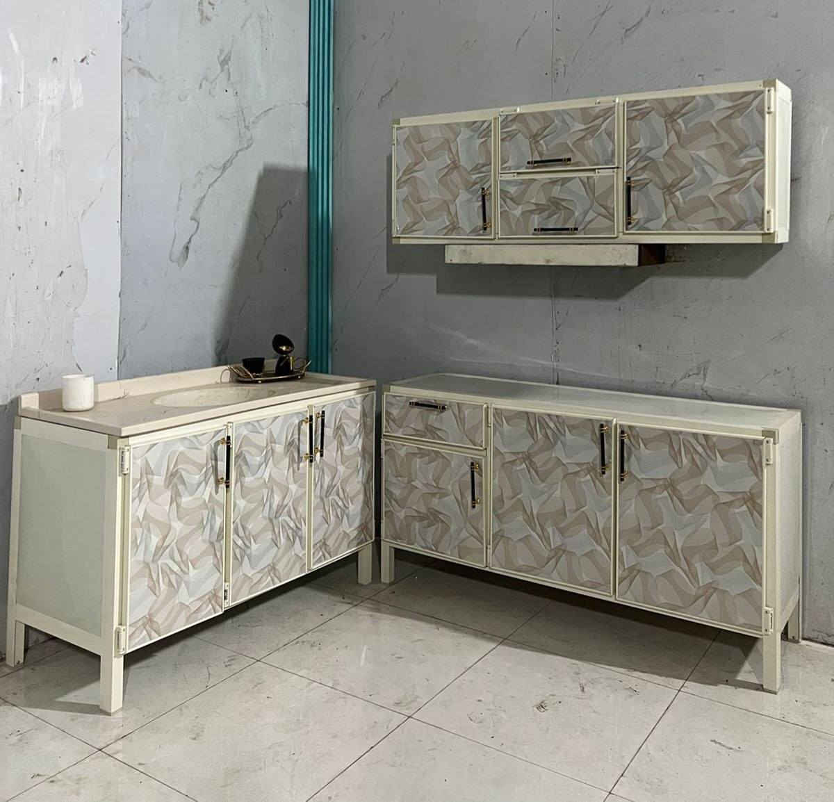 #تخفيضات
كاونتر المنيوم متر ونص والسنك مترو20
السعر 220
والتوصيل مجاني بغداد
للحجز والاستفسار خاص


**إذا كنت صاحب هذا الإعلان وتريد حذفه لأي سبب، رجاءا أرسل رسالة إلى الدعم الفني**