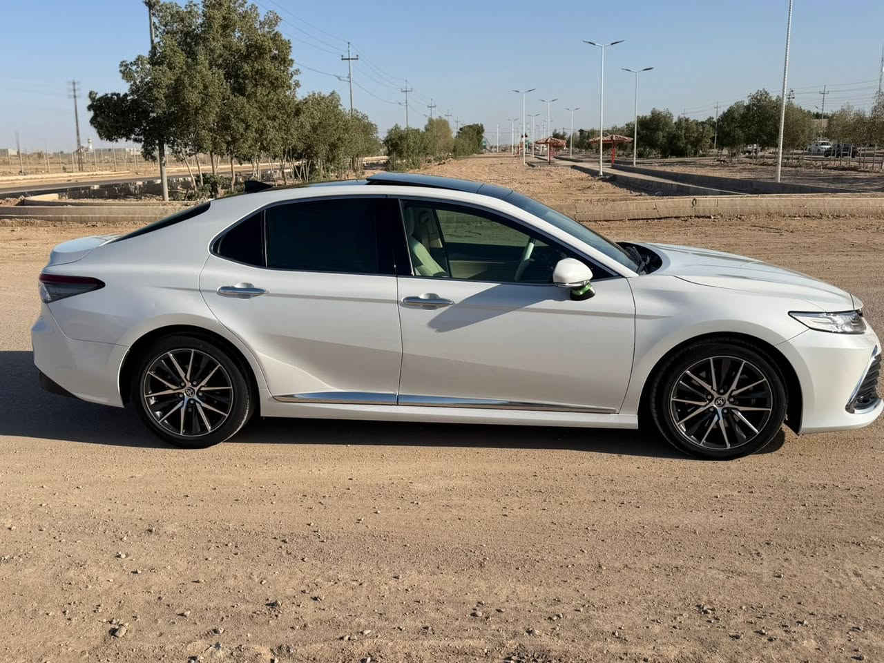 الوحش الساموراي لمتتد 2023
• الممشى: ٤٠ الف كيلو
• المحرك: V6
• السيارة خليجي وكاله ساز  كفاله
• مرقمة أربيل 
المواصفات (فل كامل):
.٣ انضمه قياده سبورت +نورمل + ايكو
. برده خلفيه 
• كاميرا خلفية
• حساسات + رادارات
• كشن جلد
• كشن كهرباء
• بصمة تشغيل + دخول ذكي
• تحكمات ستيرن
• بلوتوث + AUX + Apple CarPlay
• أوتو ستوب
• مثبت ومحدد سرعة
• تبريد مركزي
• فتحة سقف بانوراما
تخم تاير جديد السياره جاهزه كل نقص مابيهه 
السيارة نظيفة جداً وجاهزة للفحص
مكان السياره البصره
رقم الهاتف: ***********
