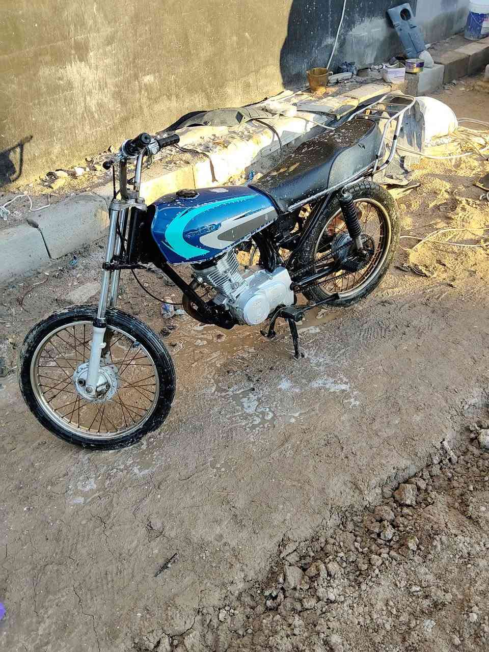 ايراني لبيع دراجه نضيفه مكينه تايكر ما مفتوح مكينه ناعمه ما ينسمع صوته مكاني ابو الخصيب سعره 235 رقمي ***********
