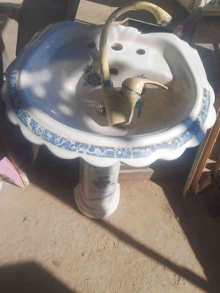 من رخصة الادمن بيع مستعجل 
أي غرض او صوره بالمنشور سعره 25الف
حله شارع 60
***********
***********
