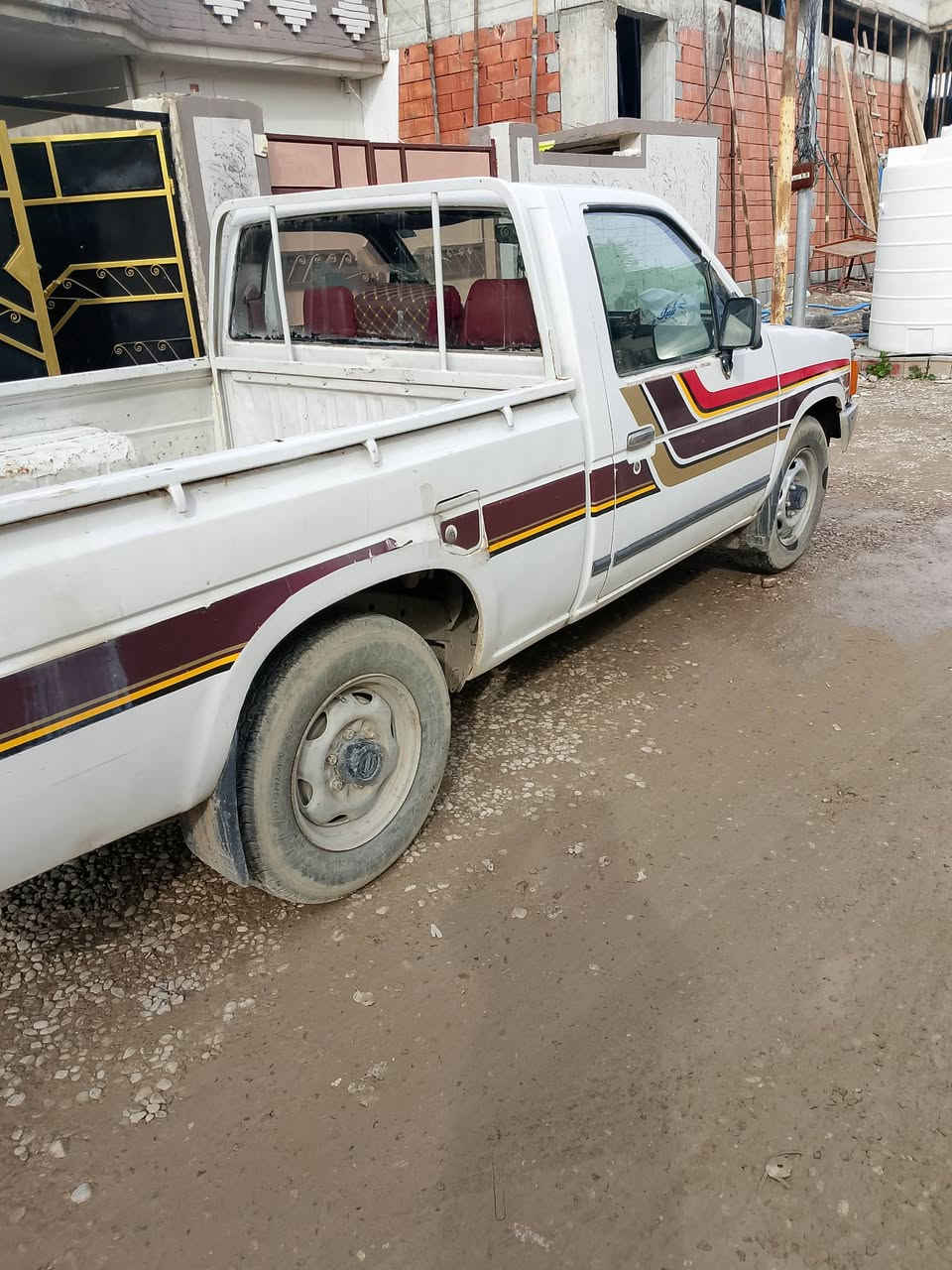 سلام عليكم اخوان بيكم نيسان للبيع نضيفه موديل 90 رقم صلاح دين سنويه لحد 28 ماشاالله نكره سلف سعر 40 ورقه بي مجال شراي موجود الرقم *********** عنوان كفري ديالى
