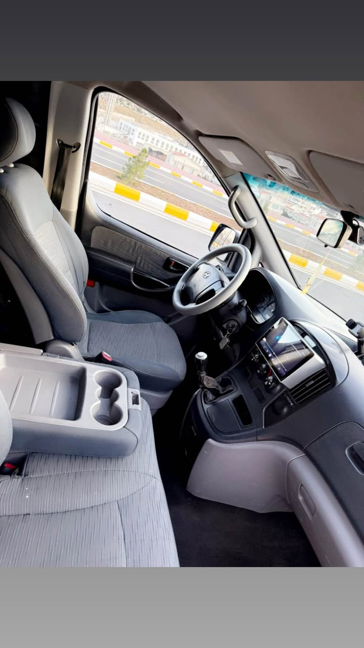 ‏Hundai H-1 ڤان كامل
موديل ٢٠١٦ 
لاى سةكن بوياخ لةسةر ساغى 
سنوى تازةية تا سالى ٢٠٣٠ 
گير عادى 
جام كارةبا 
 مةكينه بنزين 
سعر ١٤٨$ ومعامله
ژ.م.  *********** السليمانية, العراق
