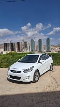 اكسنت ٢٠١٢ • ١٫٦ • اوتوماتيك