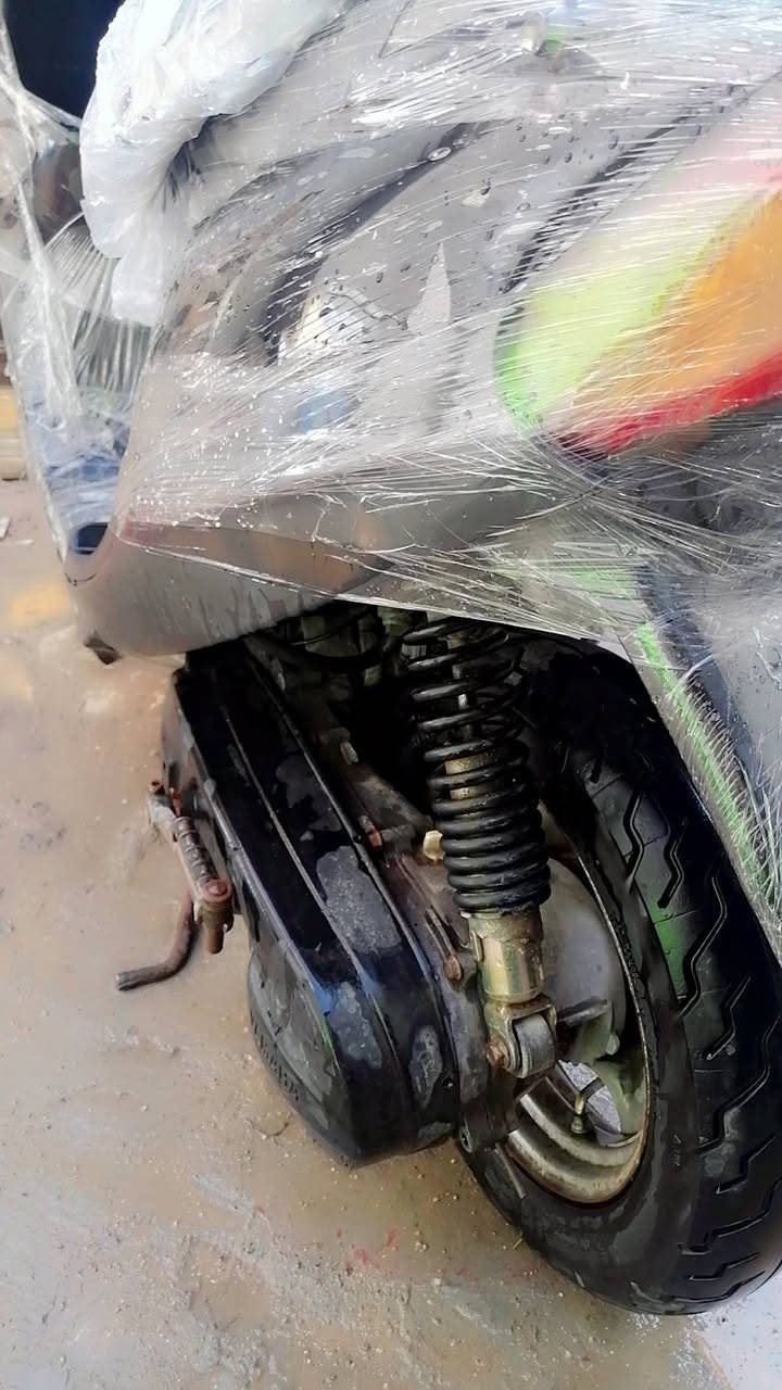 سلام عليكم دراجه تسعه زروف للبيع 200 
سلام عليكم دراجه تسعه زروف للبيع كلشي ما ناقصه دراجه المكينة ناعمة مابيه صوت عوزه بس باتري اللكهربائيات السعر وبيه مجال مكاني البصره زبير ***********
