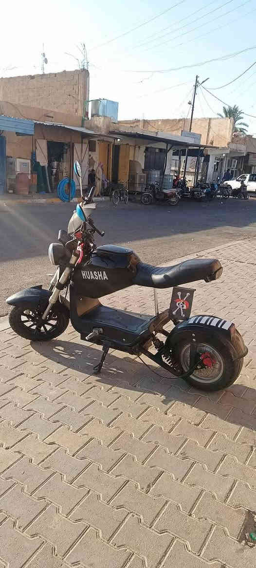 دراجات للبيع الاولى شحن بيكم بطاريات ع الفحص 450
والثانية هيوشه بطح بطاريات بيها نفخه 325 ***********
