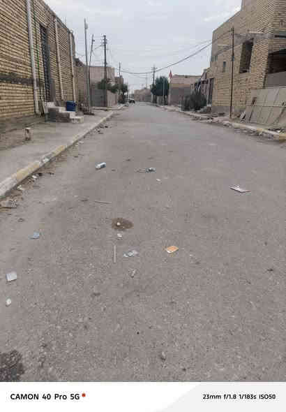 بيت طابو صرف مساحة ١٥٠ طابقين ناحية الفضليه قريب عله شارع ٤٠ الجديد بناء طابوك سقف عكاده غرف ٥ صاله عدد ٢ مطبخ ديوانيه صحيات حديقة خدمات ماء كهرباء شارع مجاري شارع تبليط سعر ١١٥ وبي مجال قليل وتصال عله رقم *********** وتصال عله واتساب
