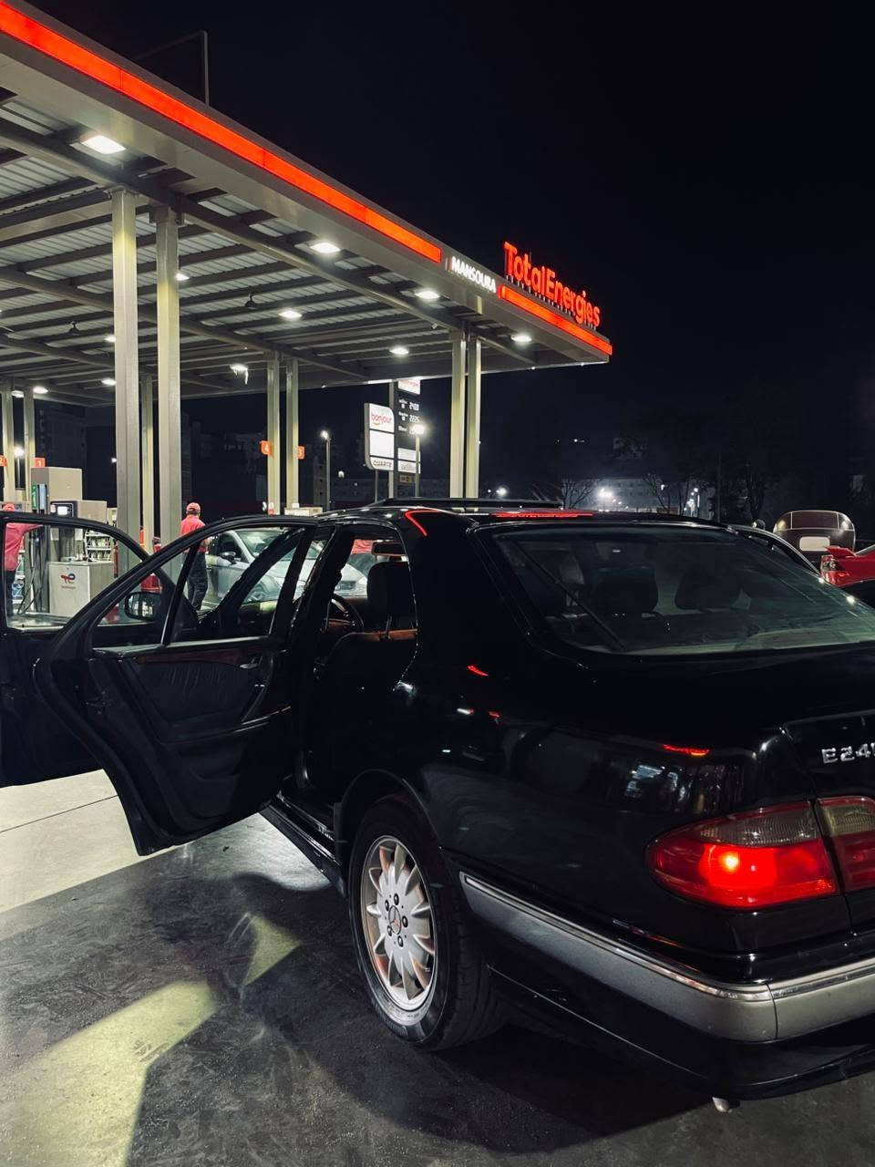 2000 زيرو دواخل كاوتش جديد عفشه جديده صالون زيرو كامله طاره تحكم رشه بره على الحم 01094098208


**إذا كنت صاحب هذا الإعلان وتريد حذفه لأي سبب، رجاءا أرسل رسالة إلى الدعم الفني**