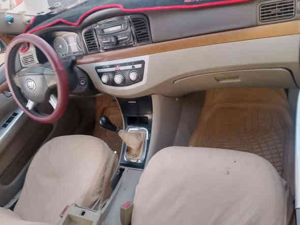 مكلف بالنشر مكلف بالنشر
 اتصل بصاحب سياره
السعر ٣٥ وبيها مجال للشراي 
 ليفان موديل 2013 رقم بغداد تحويل مباشر سنويه جديده لل 2028
كير ومحرك كورلا 
محرك بي رنك ضعيف 
كير عادي
مكان السياره الرمادي 5 كيلو
للتواصل
 *********** عبدالله
