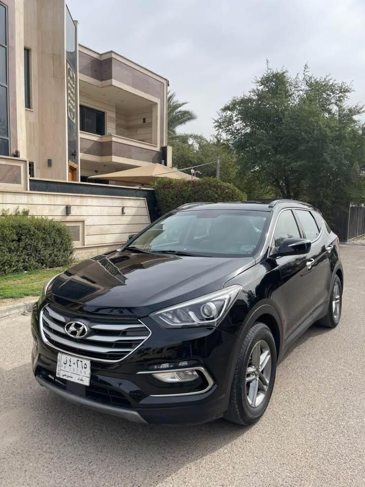 سلام عليكم للبيع سنتافيا 2018 وارد أمريكي 
فئة sport 
كشنات تدفئه كشن سايق كهرباء 
شاشه كبيره كشنات مخمل ابيض 
داخل لونين 
بصمه تشغيل 
نظام سبورت نظام منحدرات 
رقم بغداد بأسمي 
ماشيه 55 الف فقط 
حادث بنيد مبدل فقط وايرباك ستيرن  وبيه بارد بداية جاملغ بالعراق بدون صبغ 
سياره جديده كلش 
كير محرك بلاد  تبريد ثلج صدر جديد
مكانه بغداد زيونه 
*********** 
سعر 170 وبيه مجال
