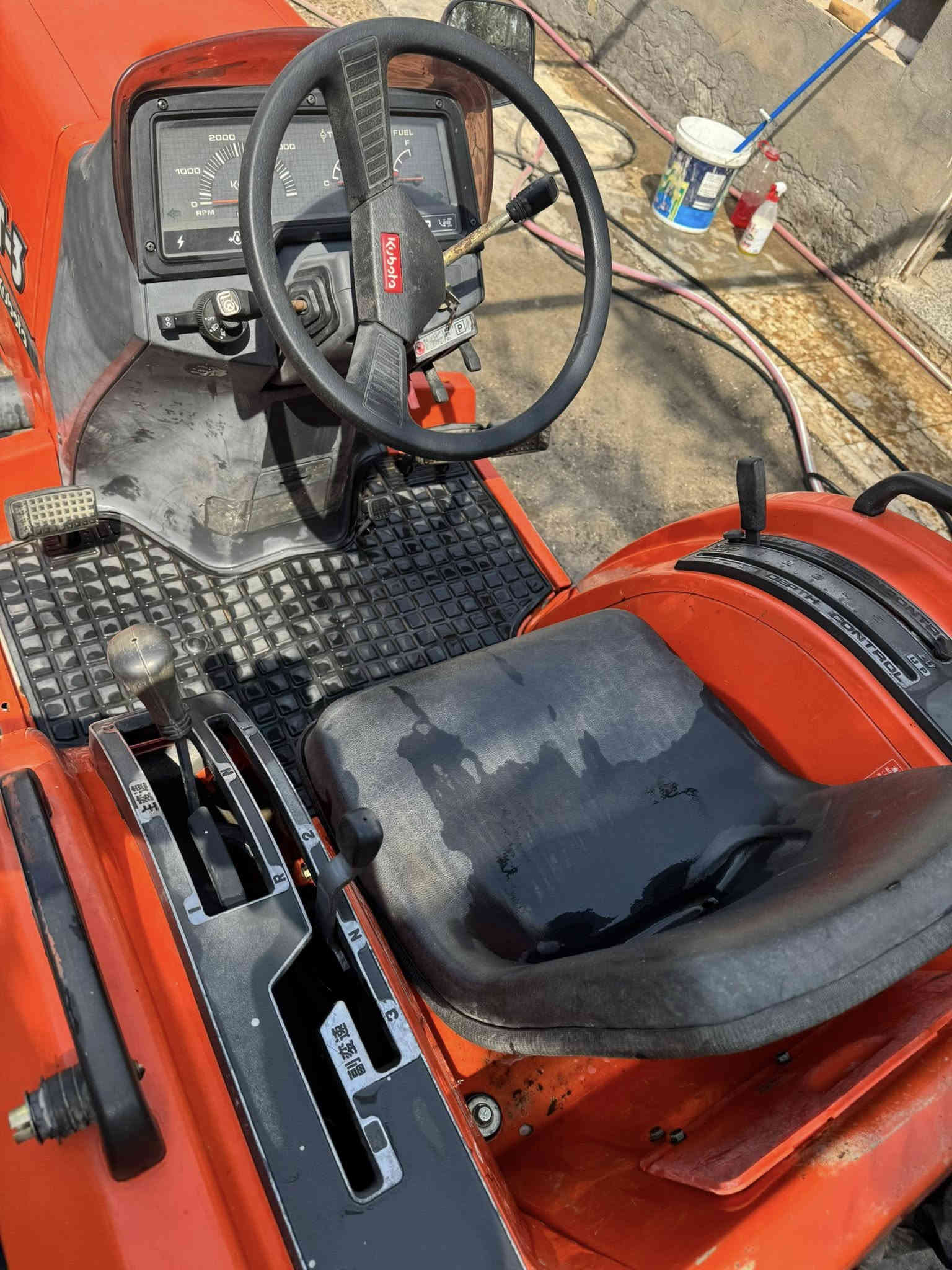 كابوته ياباني 🇯🇵GT-3دخول جديد نضيفه جدآ باور استيرن دبل اكسل محرك ٤سلندر  مع رفاس على الشركه مكفوله من كلشي جاهزه للعمل العنوان بابل🔰
للاستفسار اكثر 
☎️***********
السعر (٤٥ورقه)
يتوفر توصيل الى جميع المحافظات 🛻
