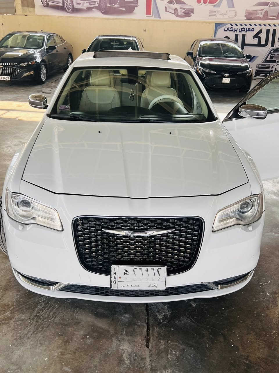 سلام عليكم  اوبامه مديل 2017 خليجيه مكفوله كافاله 
غيره الهلال ال بجاملغ الخلفي بارد فقط باقي كفاله فول 
سياره تحول ثاني يوم  رقم بغداد مكان السيارت كوت 
رقم هاتف ***********   كير مكينه مكفول على فحص                        ***********.       225وبيه مجال
