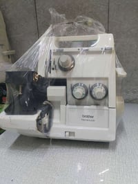 مكينة اوفر • ياباني اصلي • مستعمل نظيف