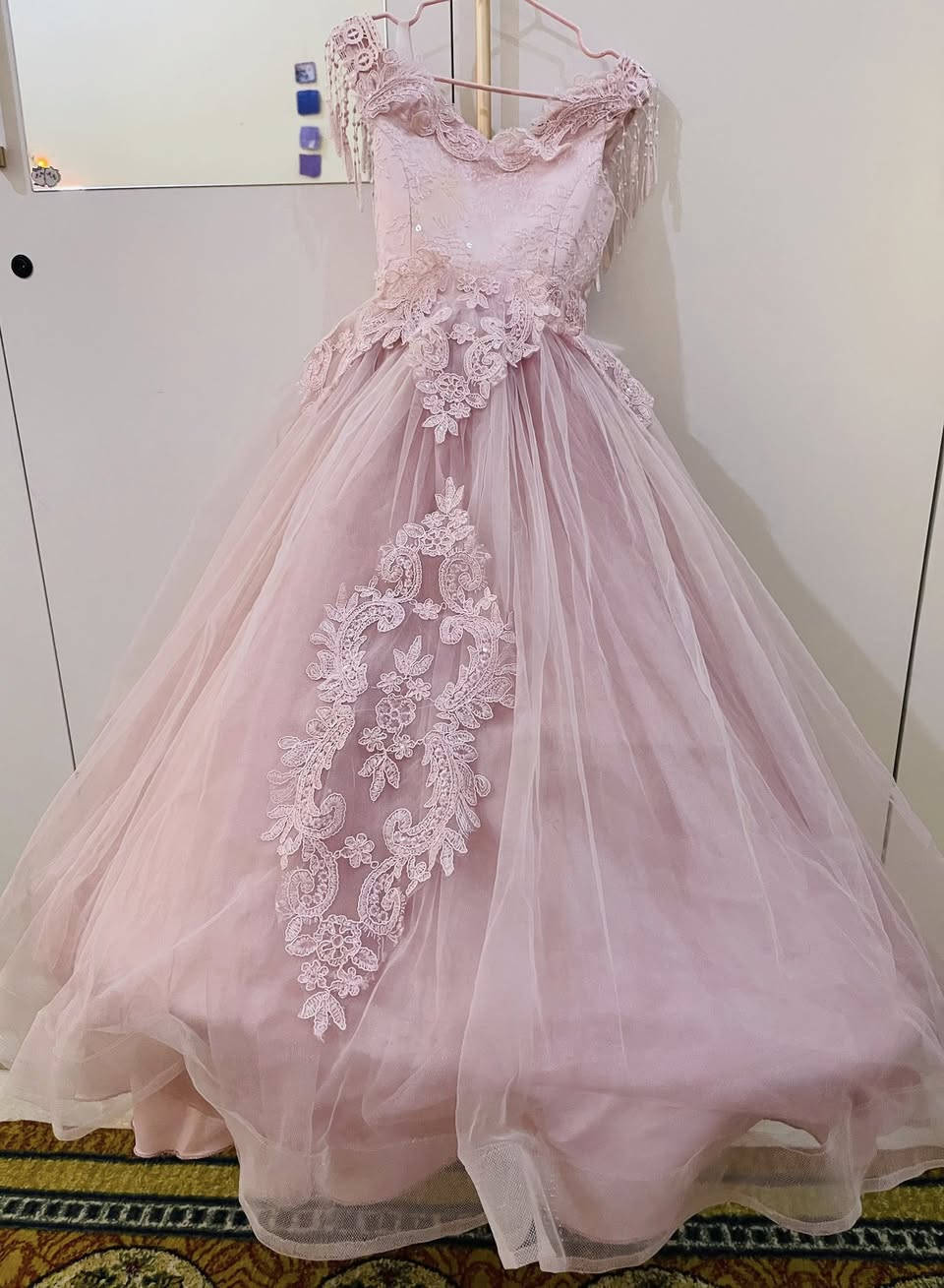 فساتين مناسبات للبيع عمر (٥ الى ٧ سنوات )حسب جسم البنوته  ملبوسات مره وحده فقط التواصل عالخاص


**إذا كنت صاحب هذا الإعلان وتريد حذفه لأي سبب، رجاءا أرسل رسالة إلى الدعم الفني**