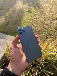 آيفون 12 برو • ١٢٨ • بطارية ٧٣