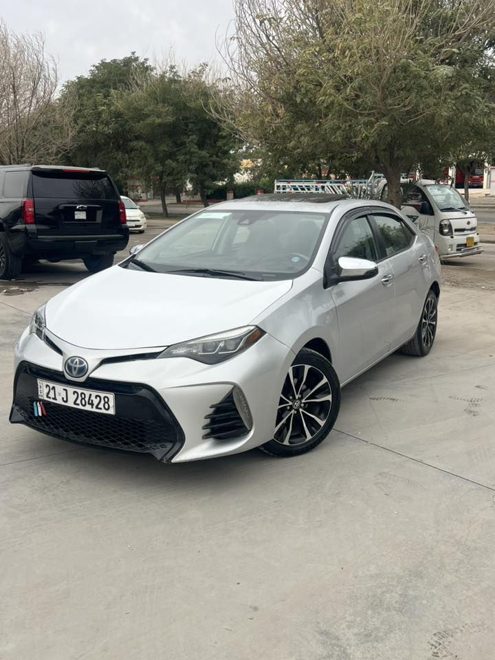 كورلا 2017
لون سلفر رقم سليمانيه الجديد
بشرط تحويل سنويه جديده
ماشيه 100
فقط بونيد بلادي ومصبوغ 
بدون ايرباك وبدون دواخل 
تخم تاير جديد صدر جديد
السياره فول مواصفات خمسينيه
سلايت بصمه تشغيل وابواب وصندوق بصمه
4 ويل كروم بلادي
4 دسك
كير ستيرن 3 انضمه قياده
لايت زنون دبل عدسه
داخل جلد 
السياره جديده حيل بدون نواقص 
العنوان قضاء كلار ***********
السعر 158 وبيهه مجال
