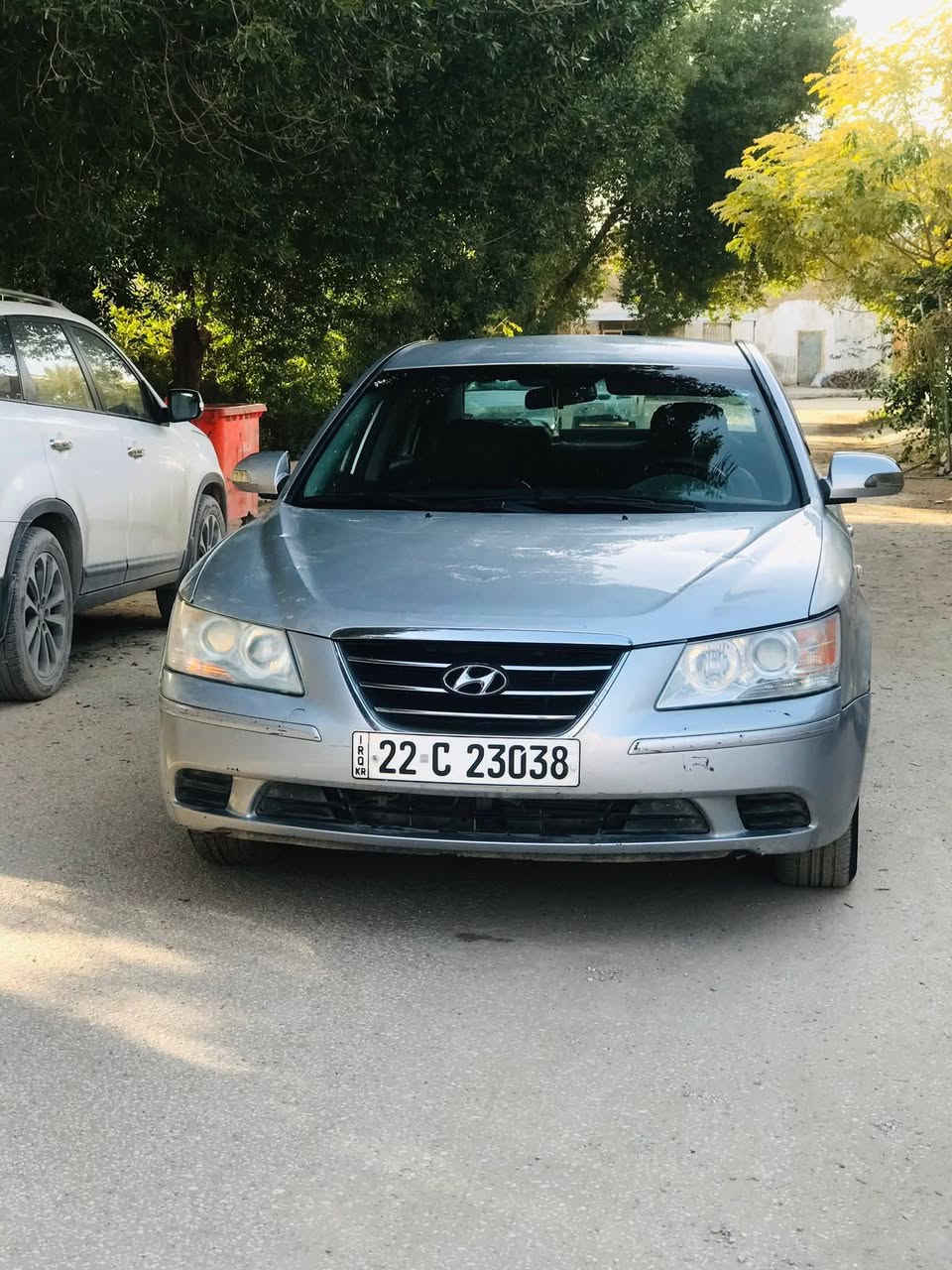 السلام عليكم
سوناتا موديل 2009  
كوري خط واحد رقم اربيل راعيها ابو السنويه عربي قريب عليا وحاضر لكلشي وسنويه ل2030 السياره صبغ حزام  مابيها غير ضربة جاملغ الامامي جهة السايق مبدل
 محرك 2000 جديد وكير جديد وحداديه جاهزه تبريد شغال كلشي بيها شغال ماعايزه 
كلشي السعر 90 مكاني نجف ابو صخير  ***********
بي واتساب مراوس حسب القناعه
