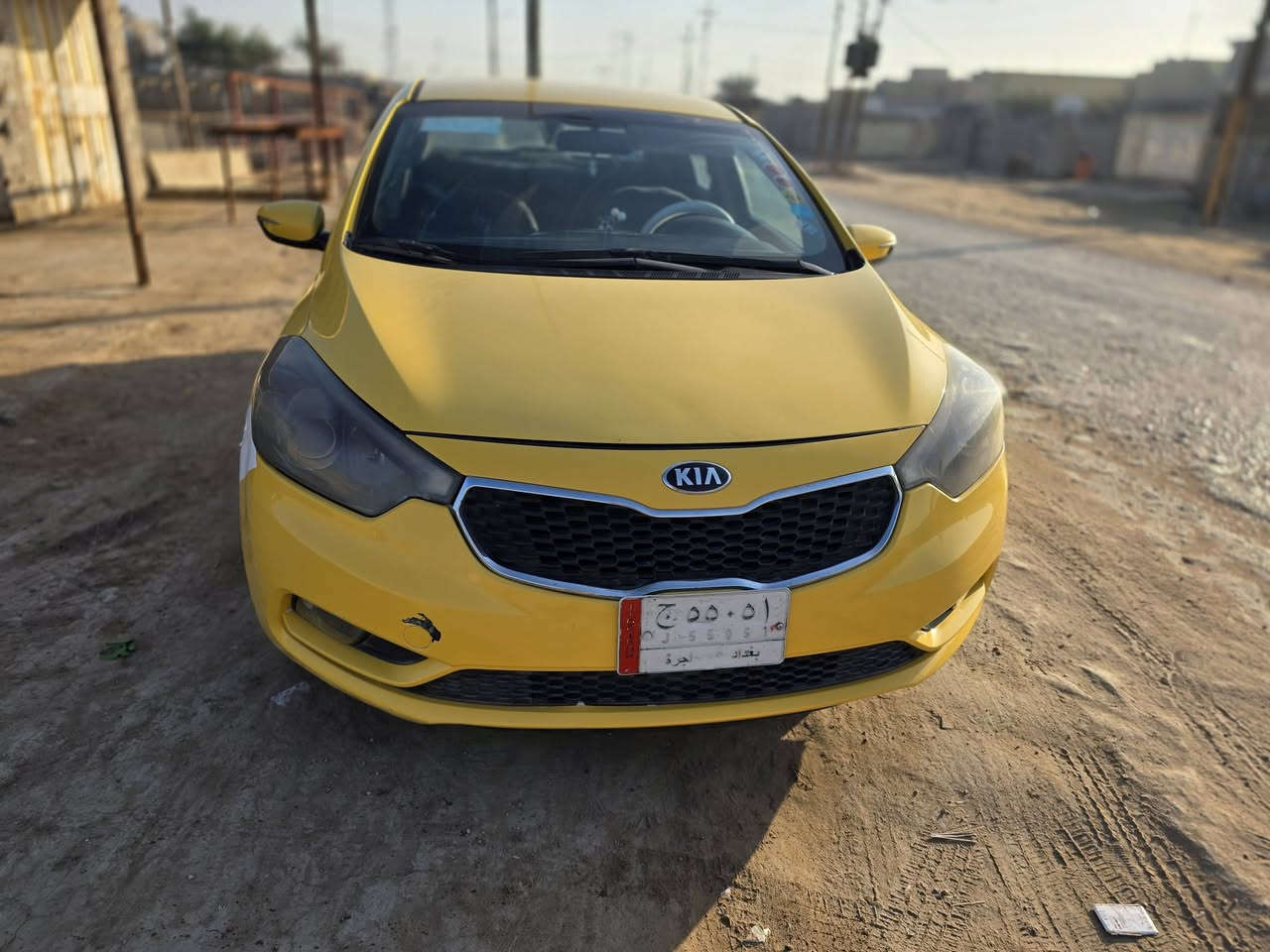 سلام عليكم فورتي موديل 14 وارد أمريكي حادثها بسيط جاملغ خلفي، بدون عابر سونارها موجود. رقم بغداد دولي المالك ديوانية مصفرة هيئة وغرامات. السيارة، جاهزة من كلشي . مكان ديوانية  السعر ١٠٠ وبيها مجال ***********
