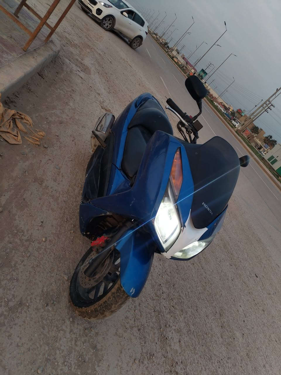 فورزه 0/12 للبيع
دراجه جاهزه كلشي ماعوزها 

عنواني كوت  ***********

الشراي يتصل
