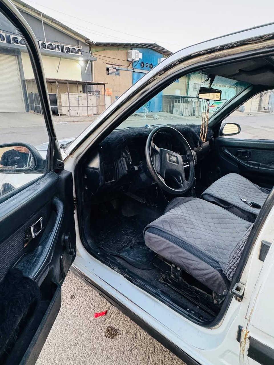 سلاوی خوای گەورە لە هەموو لایەک
ماڵی فەقیرر 
جۆر : ڤاڵڤۆ 440 ol
مۆدێل ١٩٩٢
ڕەنگ : سپی 
ڕەقەم: کەرکوک بەس سەنەوی بەشەرتی ماڵی کەس نەبی پارەی کەسی تیا نەبێت 
بێ دەعم بێ لێدراو موسو بڕاوە نیە مەکینەو تازی بۆ بەستراوە هەموو گیانی مەزبوت ئیش ئەکات زۆر بێ سەر ئێشەیە  بێ تەقەو ڕەقەیە   ( کابرێتەر )مەسرفێکی باشی تیا کراوە  ماڵی دۆستە بە یەک سلف سەیارەکە ئیش ئەکات  تایەکانی زۆر تازەن لە هەموو ئیسکرابێک ئەشیای هەیە
بۆ فرۆشتنو گۆڕینەوە شتیک بە دڵم بێت 
نرخی:     9   گڵا   گۆڕینەوەش اکەم   سوێن بخوالەسەر عەیب سەیارەکەنافرۆشم  تەنیا  حەزم لەدەست گۆڕینە 
ژ.م *********** وەتس ئەپو ڤایبەری لەسەرە السليمانية, العراق
